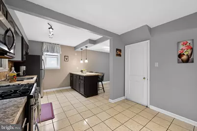 506 W South Avenue, Glenolden, PA 19036 - Photo 9