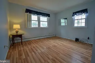 411 Sharp Ave, Glenolden, PA 19036 - Photo 11