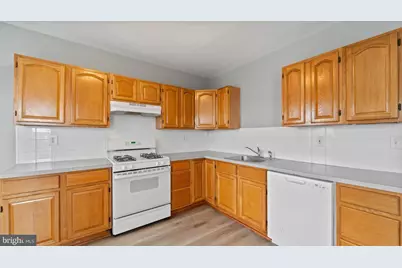 203 E Springfield Road #17, Clifton Heights, PA 19018 - Photo 5