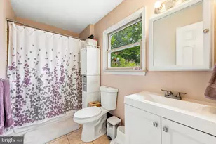 319 Willowbrook Rd, Upper Chichester, PA 19061 - Photo 11