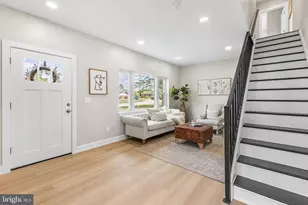 2016 Woodside Ln, Broomall, PA 19008 - Photo 5