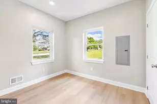 2016 Woodside Ln, Broomall, PA 19008 - Photo 17