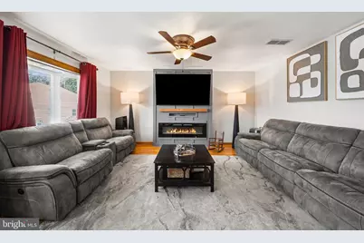 607 Saint Anthony Lane, Upper Darby, PA 19082 - Photo 7