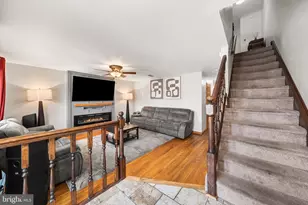 607 St Anthony Ln, Upper Darby, PA 19082 - Photo 5
