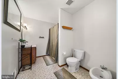 607 Saint Anthony Lane, Upper Darby, PA 19082 - Photo 23
