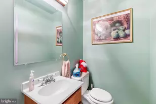 159 St Charles St, Drexel Hill, PA 19026 - Photo 13