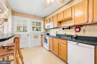 308 Henry Lane, Wallingford, PA 19086 - Photo 9