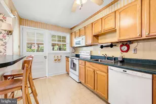 308 Henry Ln, Wallingford, PA 19086 - Photo 9