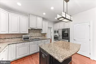 1330 Briggs Way, Garnet Valley, PA 19060 - Photo 15