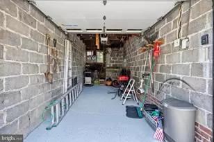 14 Windsor Cir, Springfield, PA 19064 - Photo 27