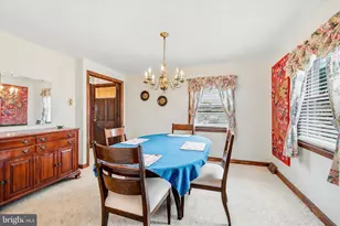 546 Arlington Ave, Folsom, PA 19033 - Photo 5