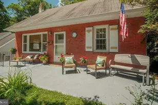606 Centennial Ave, Media, PA 19063 - Photo 1