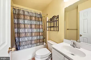 614 Woodgate Ln, Aston, PA 19014 - Photo 19