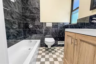 419 E 12th St, Chester, PA 19013 - Photo 15