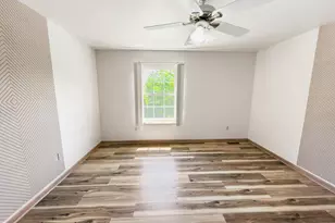 4002 Yorktown Dr, Upper Chichester, PA 19061 - Photo 29