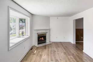 4002 Yorktown Dr, Upper Chichester, PA 19061 - Photo 19