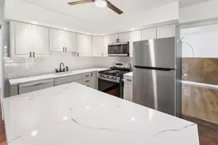 4002 Yorktown Dr, Upper Chichester, PA 19061 - Photo 3