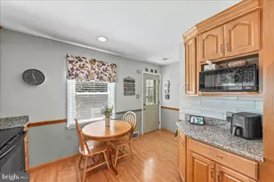 908 Broadway Ave, Secane, PA 19018 - Photo 15