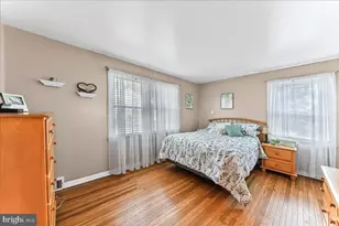 908 Broadway Ave, Secane, PA 19018 - Photo 17