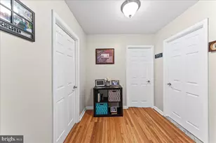 908 Broadway Ave, Secane, PA 19018 - Photo 21
