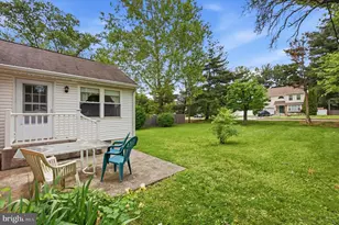 2916 Larkspur Ln, Secane, PA 19018 - Photo 35