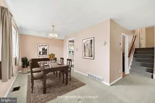 2916 Larkspur Ln, Secane, PA 19018 - Photo 15