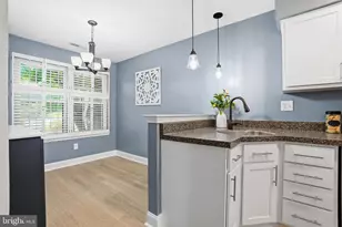 350 Danbury Ln, Glen Mills, PA 19342 - Photo 9
