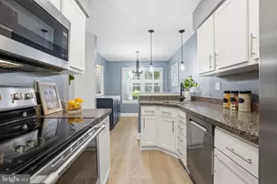 350 Danbury Ln, Glen Mills, PA 19342 - Photo 7
