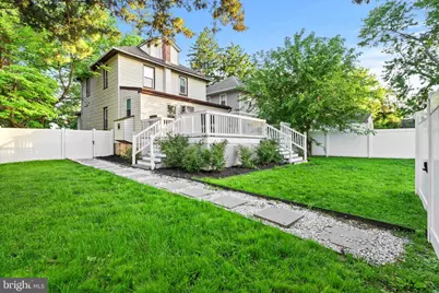 913 10th Avenue, Prospect Park, PA 19076 - Photo 3