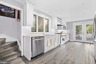 913 10th Ave, Prospect Park, PA 19076 - Photo 9