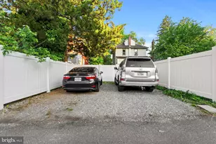 913 10th Ave, Prospect Park, PA 19076 - Photo 5