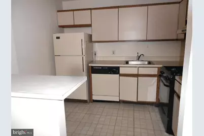 1030 E Lancaster #112, Bryn Mawr, PA 19010 - Photo 11
