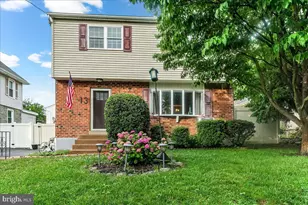 13 McCormick Ave, Ridley Park, PA 19078 - Photo 1