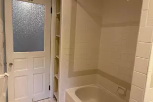 132 Plant Ave, Wayne, PA 19087 - Photo 9