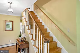 36 Dogwood Ln, Glen Mills, PA 19342 - Photo 9