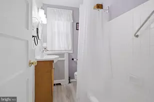 154 Woodland Ave, Lansdowne, PA 19050 - Photo 17