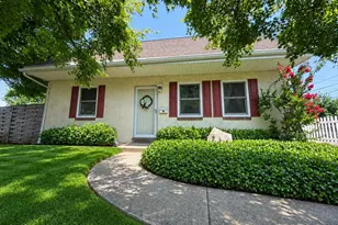 331 E Woodlyn Circle, Woodlyn, PA 19094 - Photo 1