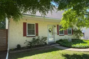 331 E Woodlyn Circle, Woodlyn, PA 19094 - Photo 1