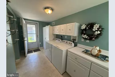 331 E Woodlyn Circle, Woodlyn, PA 19094 - Photo 13