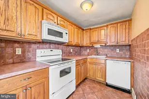 212 Gramercy Dr, Clifton Heights, PA 19018 - Photo 7