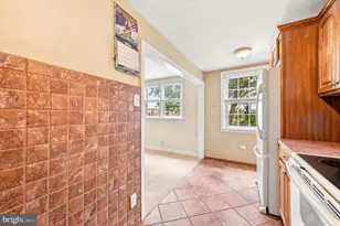 212 Gramercy Dr, Clifton Heights, PA 19018 - Photo 9