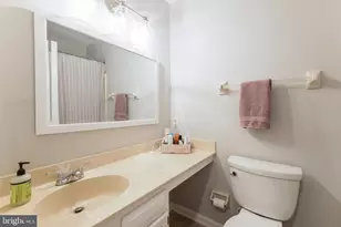 293 Wexford Dr, Aston, PA 19014 - Photo 15