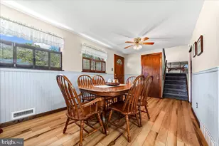 798 Capri Cir, Upper Chichester, PA 19061 - Photo 5