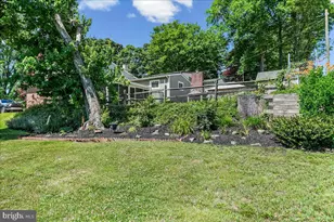 798 Capri Cir, Upper Chichester, PA 19061 - Photo 19