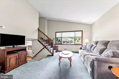 798 Capri Circle, Upper Chichester, PA 19061 - Photo 3