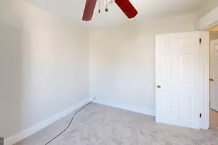 6956 Aberdeen Rd, Upper Darby, PA 19082 - Photo 33