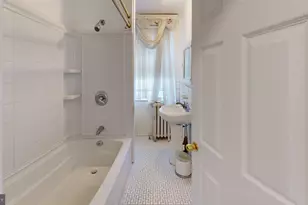 6956 Aberdeen Rd, Upper Darby, PA 19082 - Photo 25