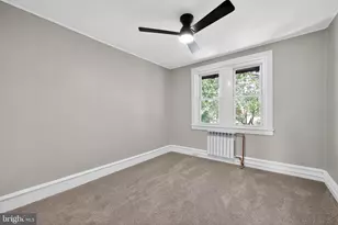 37 E Mowry St, Chester, PA 19013 - Photo 9