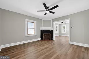 37 E Mowry St, Chester, PA 19013 - Photo 3
