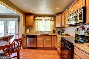 125 W Thomson Ave, Springfield, PA 19064 - Photo 17